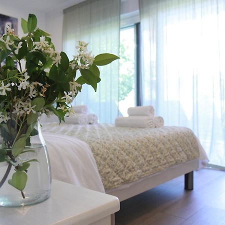 Studio Apartment Rosa Krk Krk Town Eksteriør bilde
